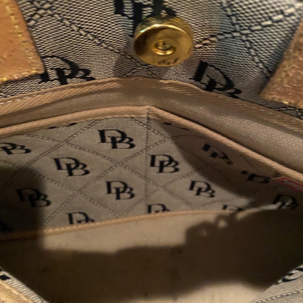 Dooney & Bourke Vintage Logo Tassel Tote Satchel - Picture 8 of 10